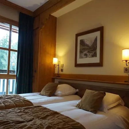 5 Star Flat - 6 People - Arc 1950 - Ski-In Ski-Out - Sun - View - Spa בור סן מוריס